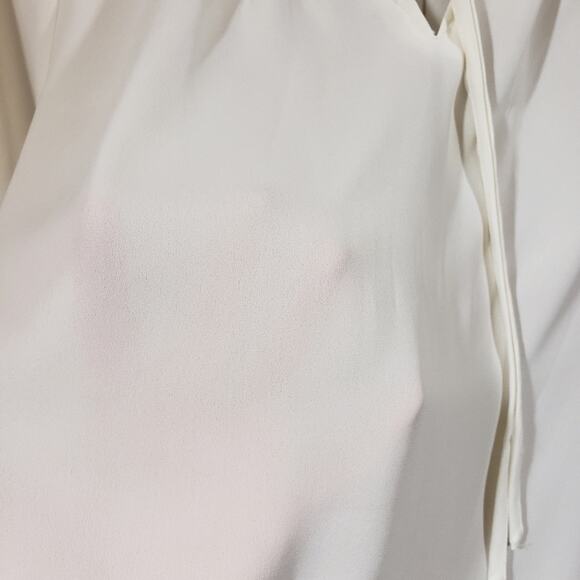 Banana Republic pintuck collar tie keyhole back ivory blouse woman's size XS - Picture 7 of 8